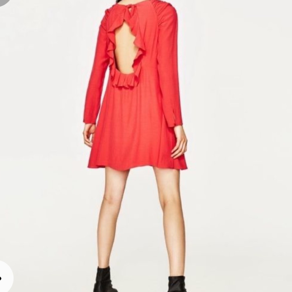 ZARA TRF OPEN BACK  CORAL DRESS SIZE S❤️